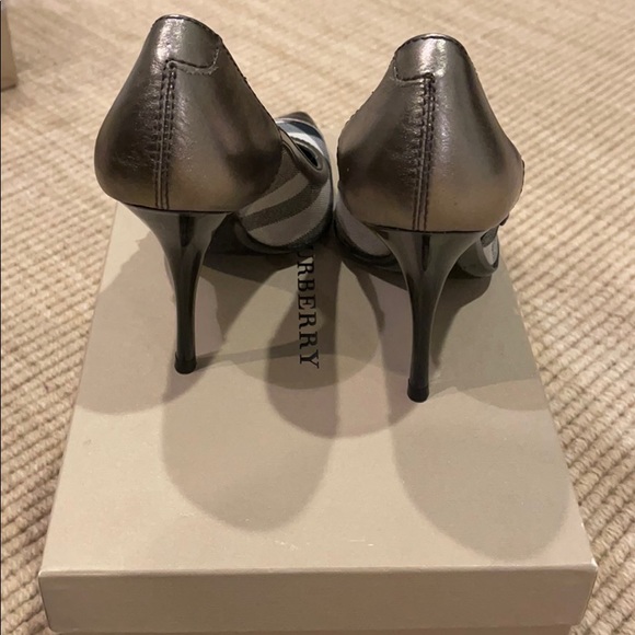Burberry Metallic shimmer and nickel pumps size 36 - Picture 4 of 5